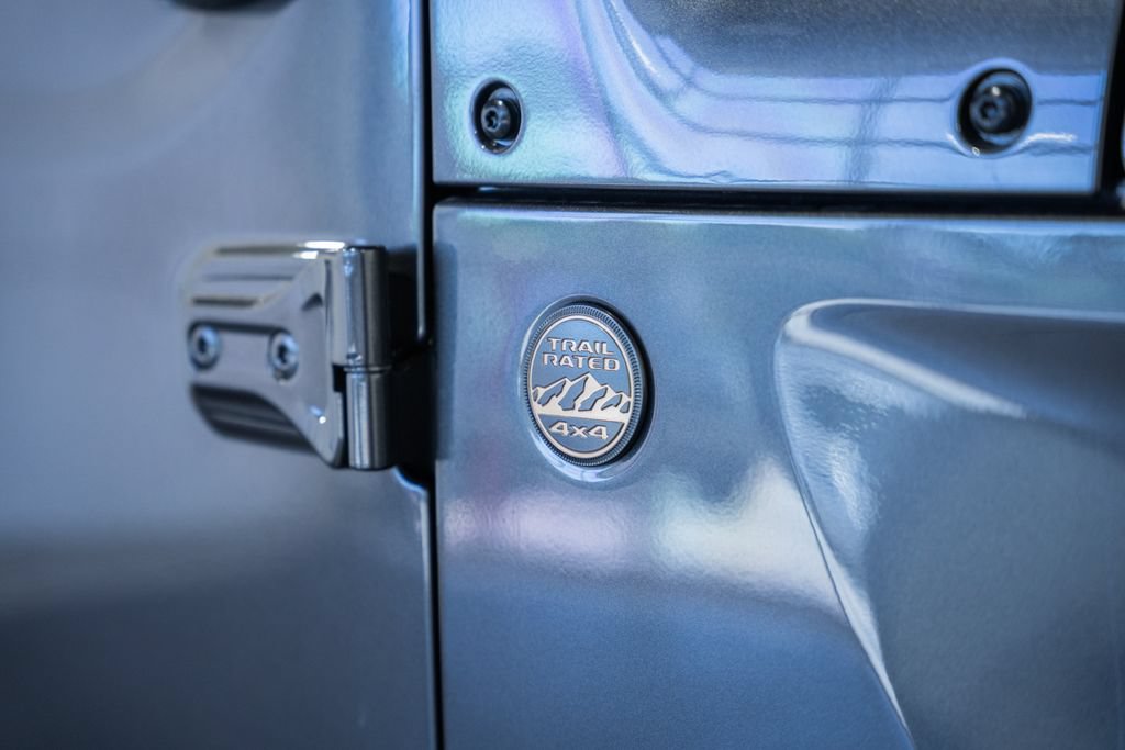 New 2026 Jeep Gladiator Sport AWD/4WD image 13