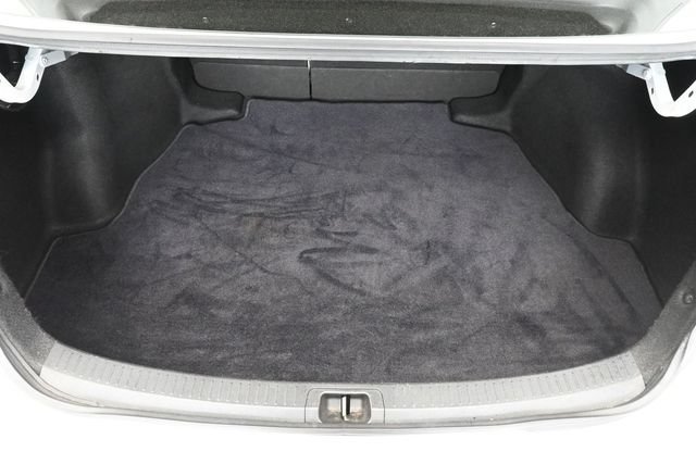 Used 2022 Toyota Corolla LE FWD image 29