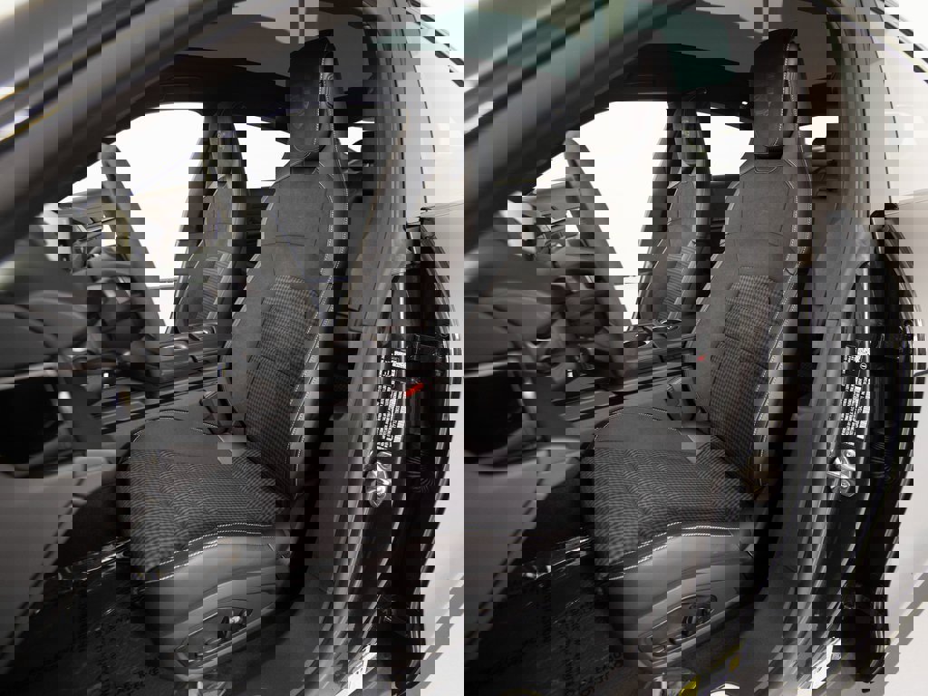 New 2026 Porsche Taycan 4S image 5