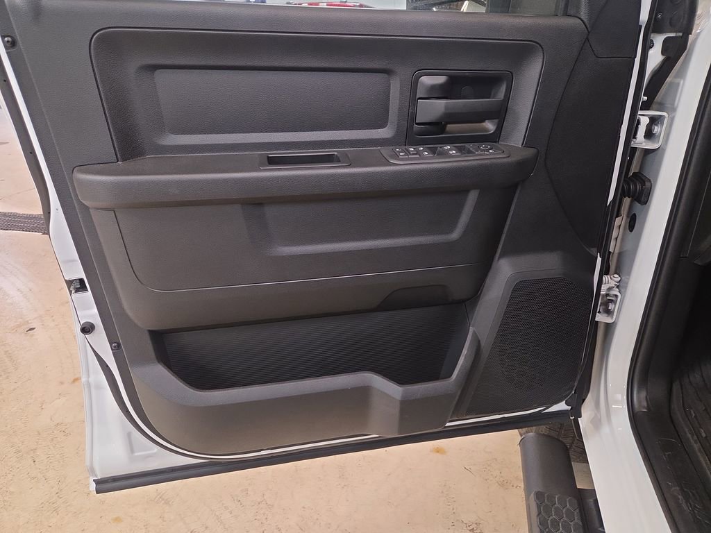 New 2026 RAM 2500 Tradesman image 10