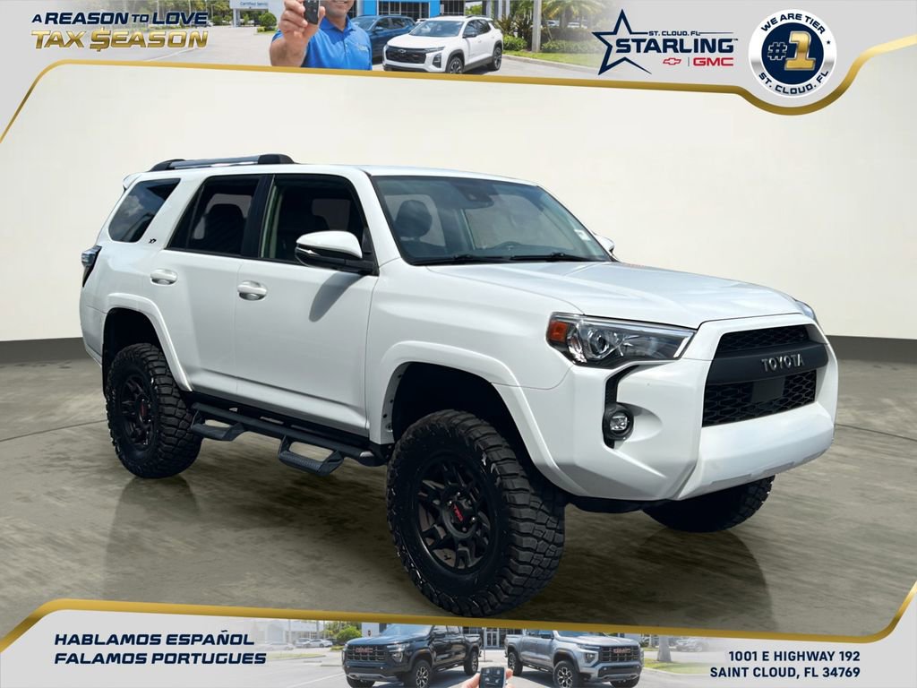 Used 2022 Toyota 4Runner SR5 Premium w/ Moonroof Package image 8