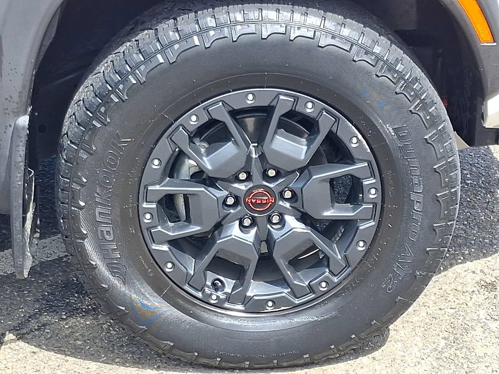 Used 2023 Nissan Frontier PRO-4X w/ Pro-4X Premium Package AWD/4WD image 8