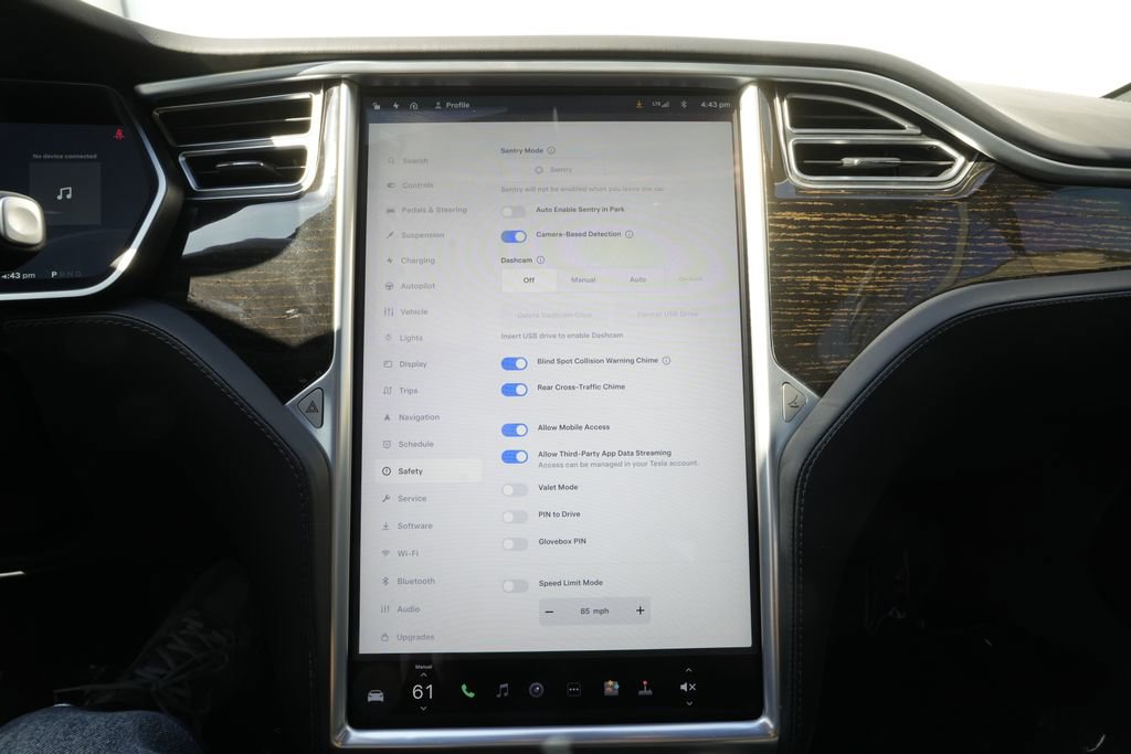 Used 2017 Tesla Model S 75 RWD image 58