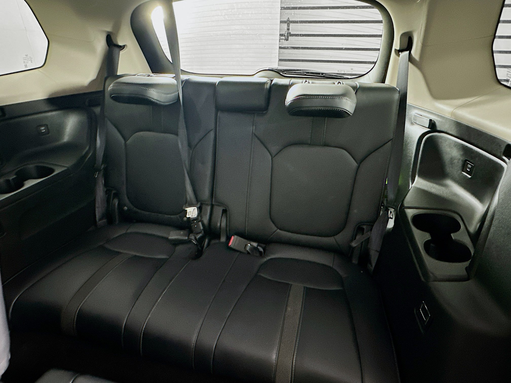 Used 2025 Honda Pilot EX-L image 29