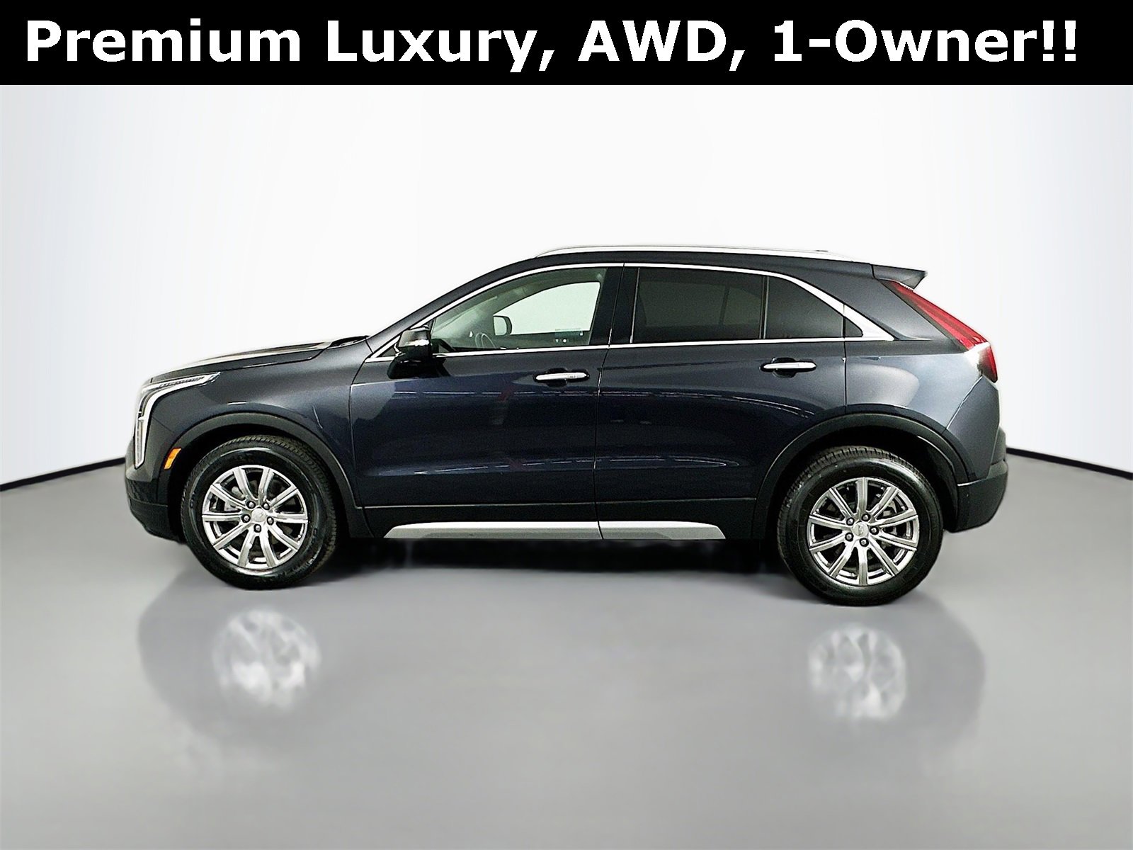 Used 2023 Cadillac XT4 Premium Luxury image 5