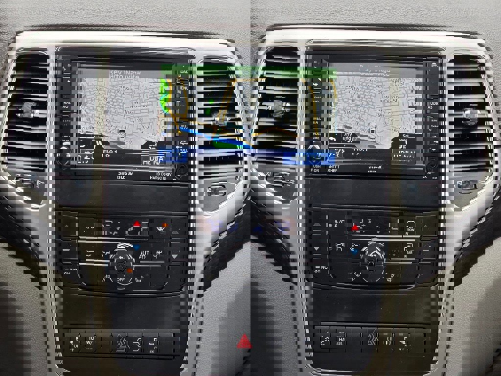 Used 2012 Jeep Grand Cherokee Altitude image 12