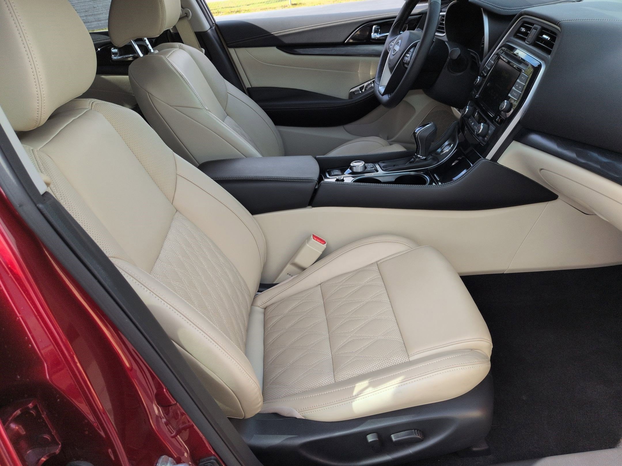 Certified 2023 Nissan Maxima Platinum w/ Sport Mat Group FWD image 35
