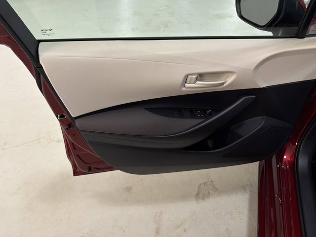 Used 2026 Toyota Corolla LE FWD image 17