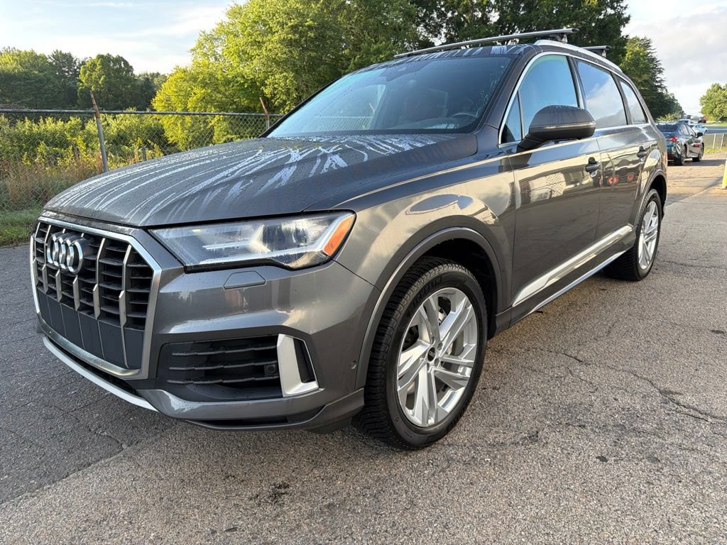 Used 2021 Audi Q7 3.0T Premium Plus w/ Premium Plus Package AWD/4WD image 6