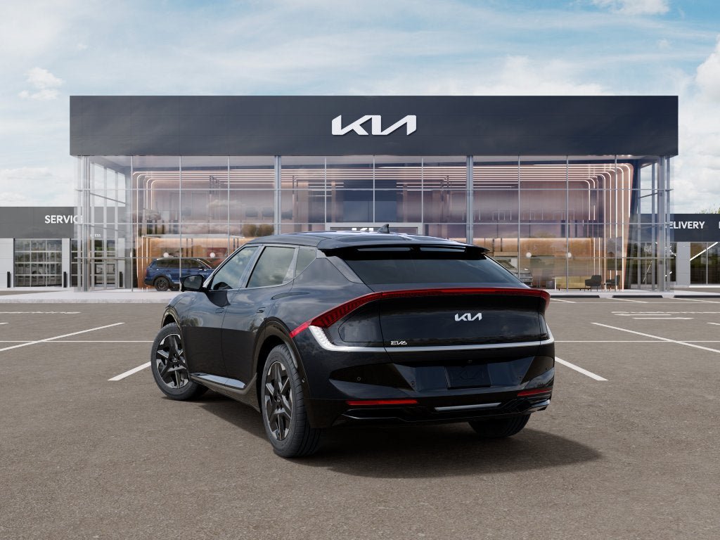 New 2026 Kia EV6 Wind RWD image 4