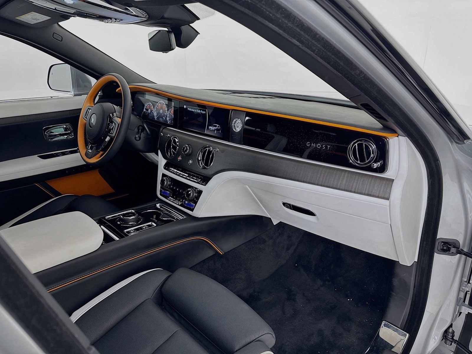 Certified 2024 Rolls-Royce Ghost AWD/4WD image 10