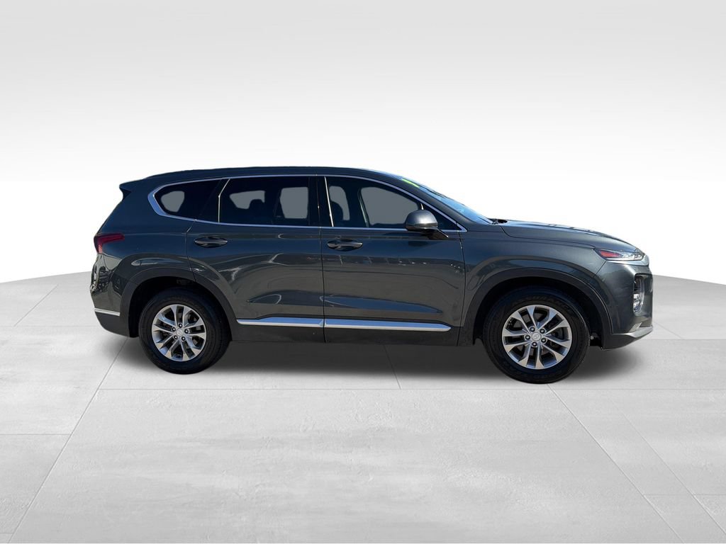 Used 2019 Hyundai Santa Fe SEL FWD image 9