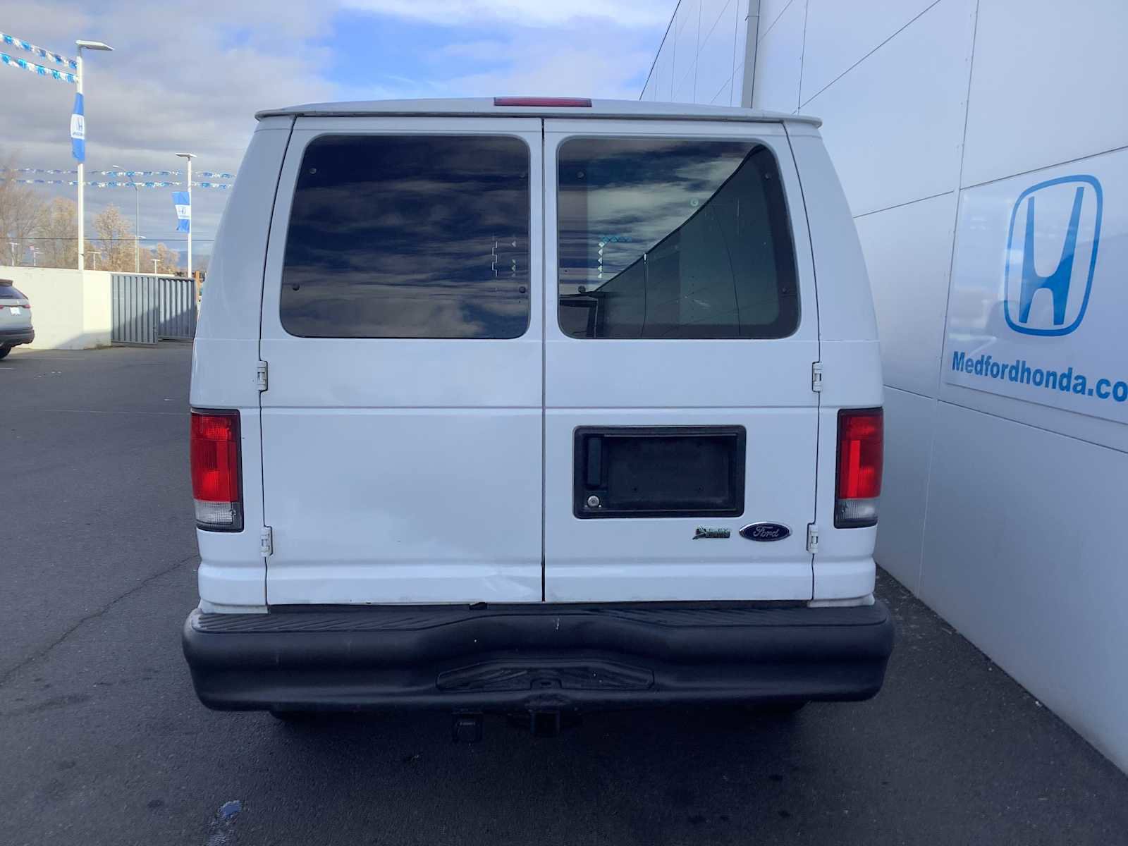 Used 2014 Ford E-250 and Econoline 250 image 5