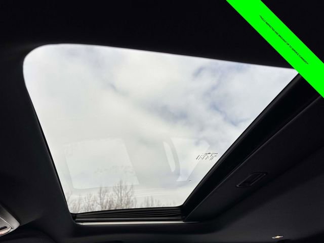 Used 2021 Jeep Grand Cherokee Limited w/ Trailer Tow Group IV image 8