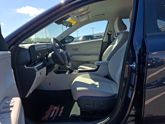 Used 2025 Hyundai Kona SEL AWD/4WD image 14