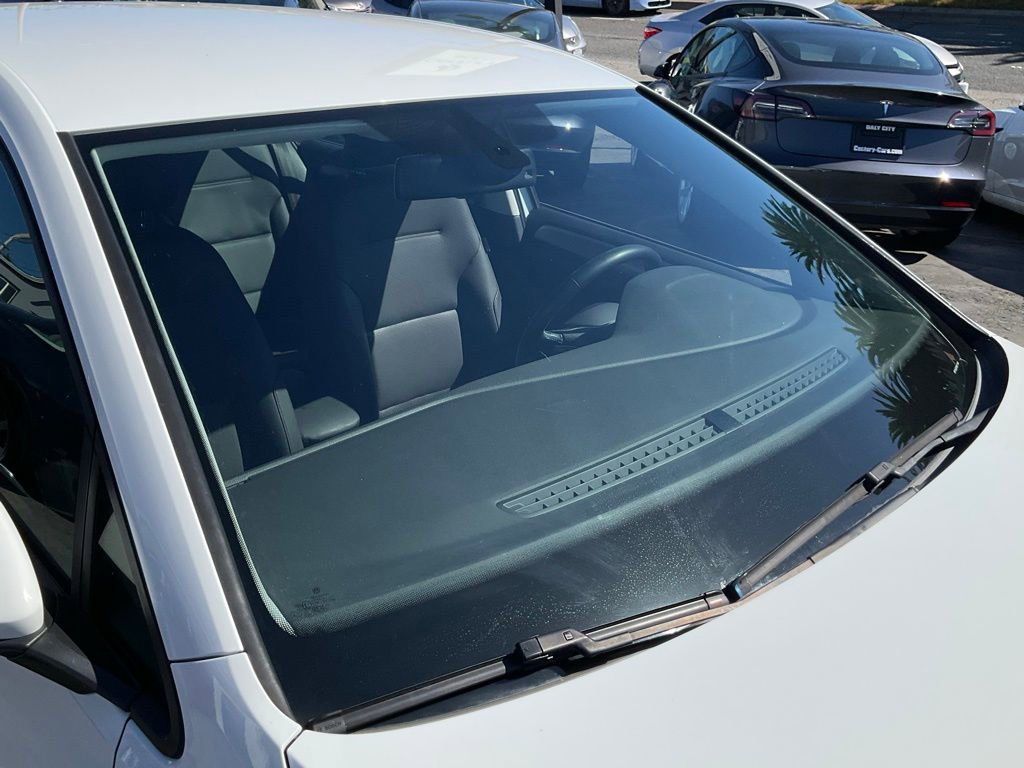 Used 2015 Volkswagen e-Golf SEL Premium image 66