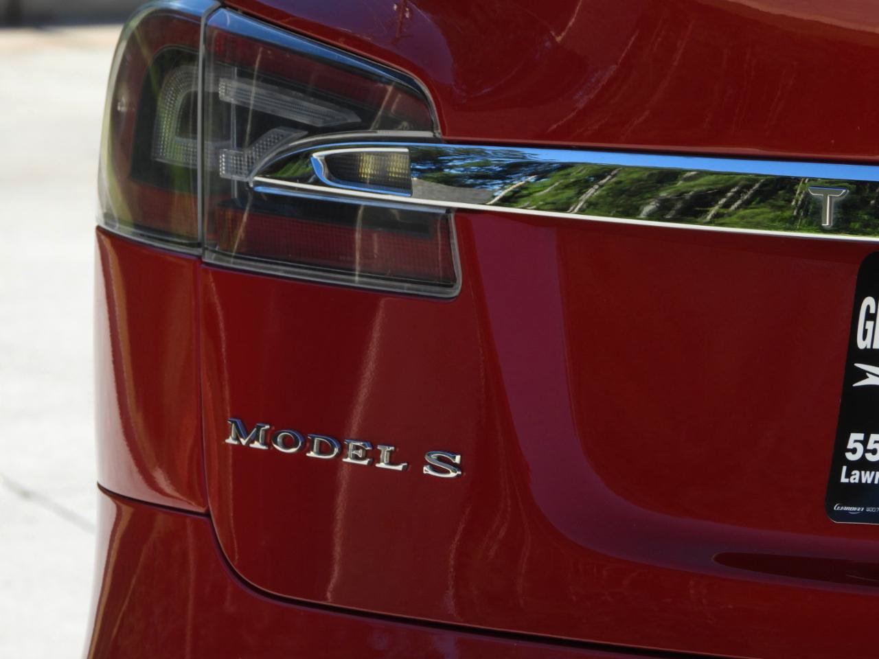 Used 2018 Tesla Model S 100D AWD/4WD image 11