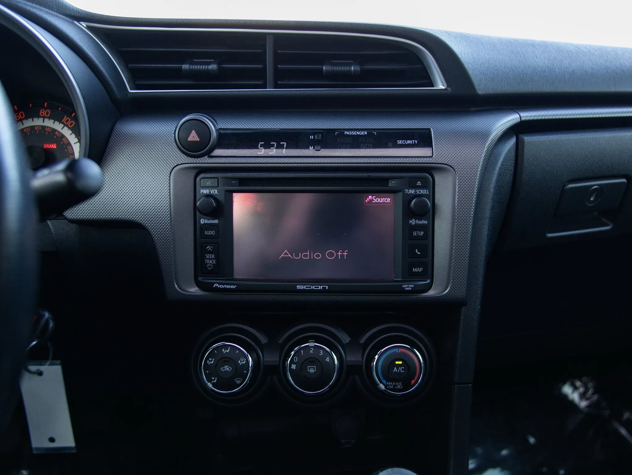 Used 2014 Scion tC image 29