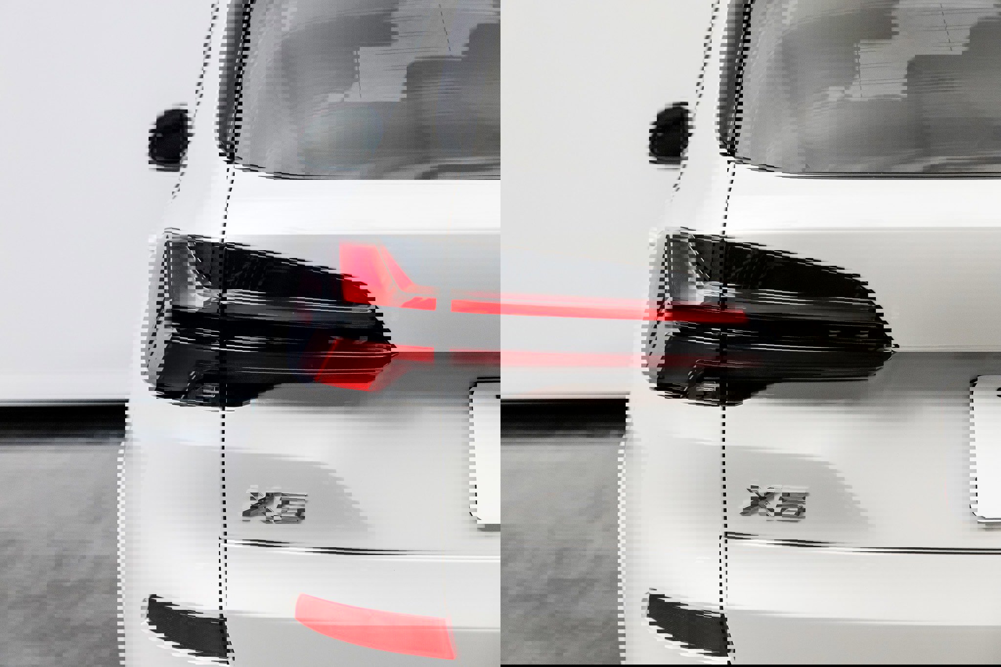 Used 2024 BMW X5 sDrive40i w/ M Sport Package image 17