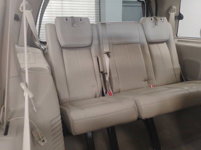 Used 2010 Ford Expedition Eddie Bauer image 27