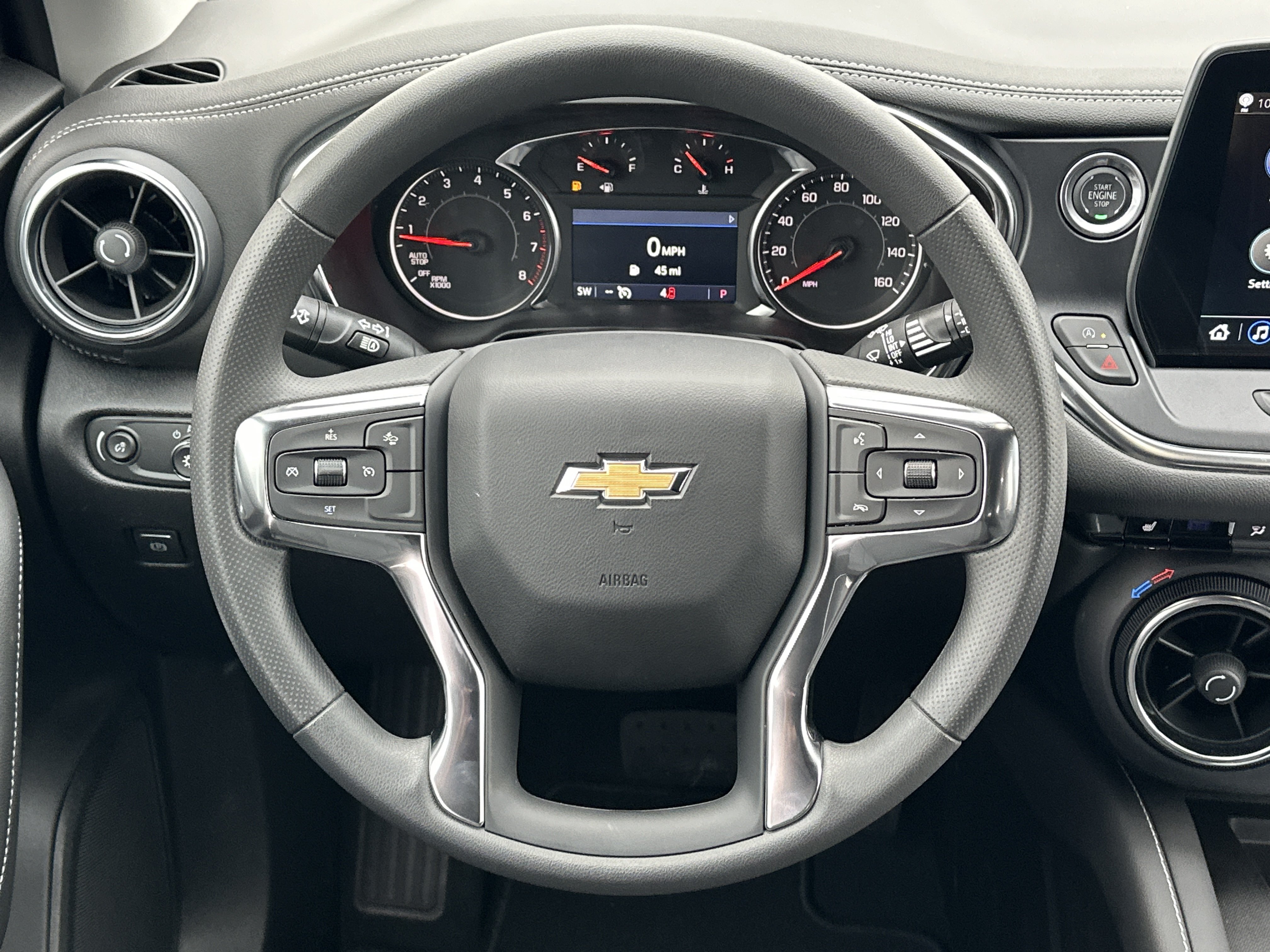 New 2026 Chevrolet Blazer LT w/ Convenience Package FWD image 25