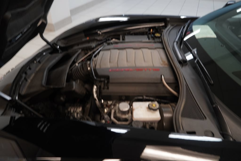 Used 2017 Chevrolet Corvette Stingray Coupe RWD image 32