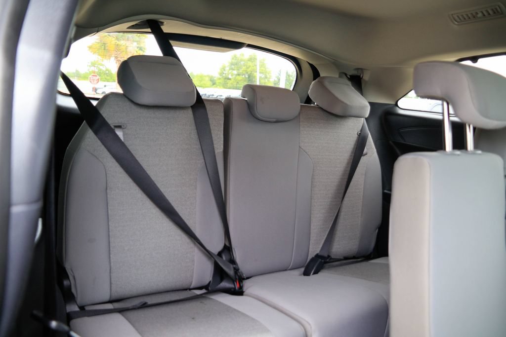 Used 2026 Toyota Sienna LE FWD image 14