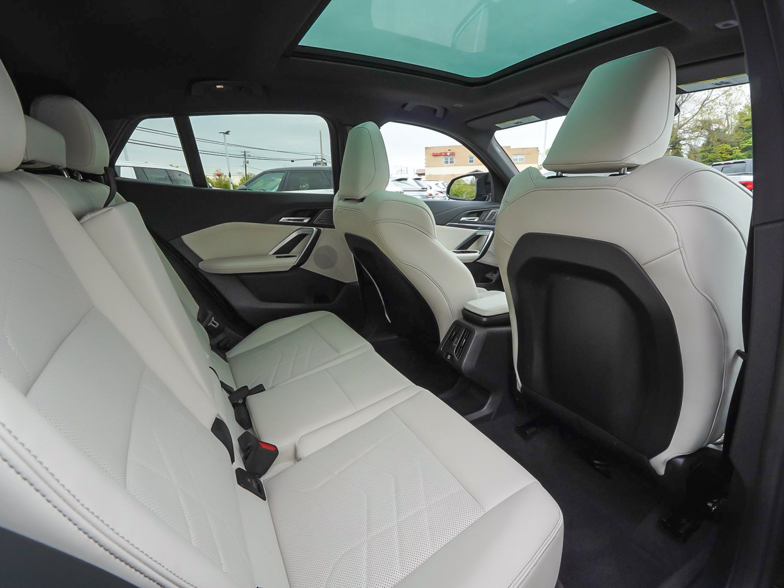 Used 2026 BMW X2 M35i w/ Convenience Package AWD/4WD image 37