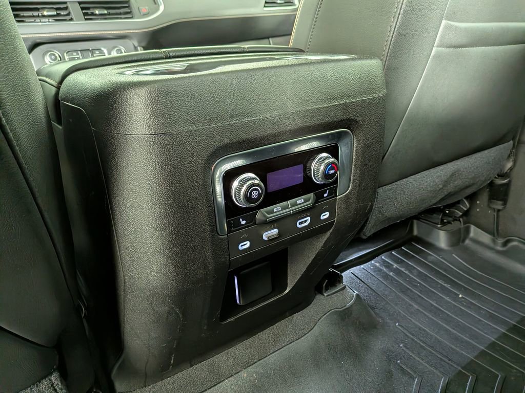 Used 2021 GMC Yukon AT4 w/ AT4 Premium Plus Package image 39