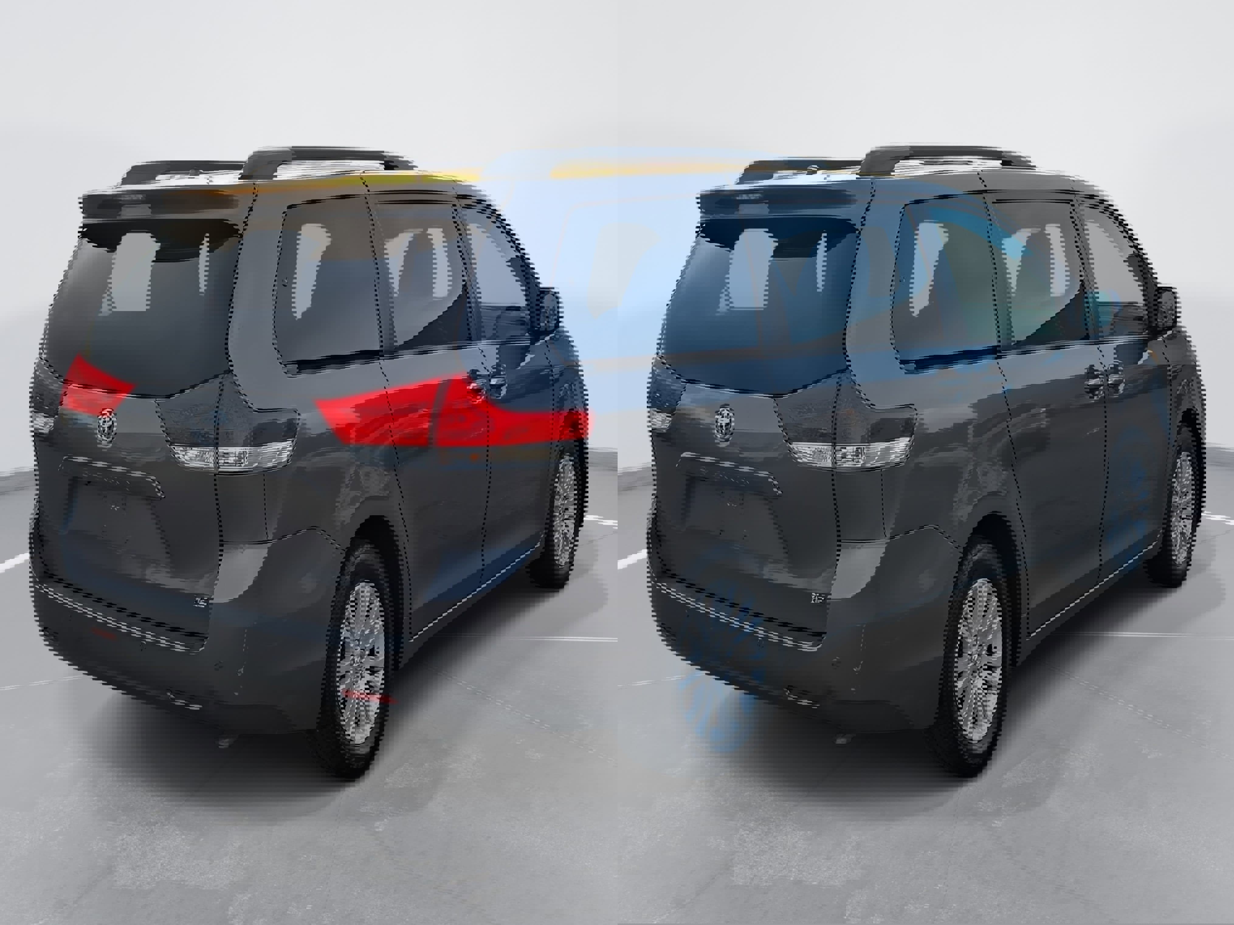 Used 2011 Toyota Sienna XLE image 5