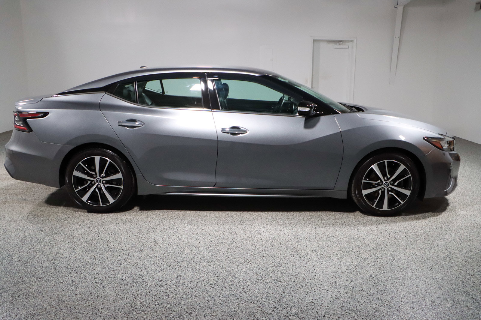 Used 2023 Nissan Maxima SV w/ Floor Mat Group image 6