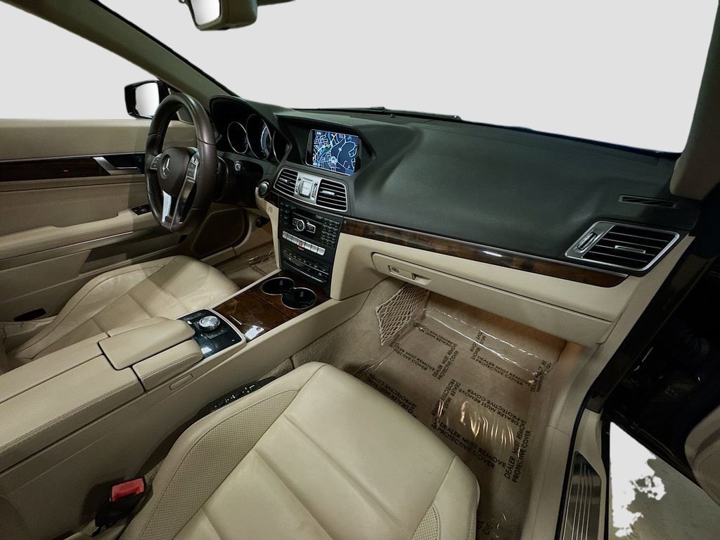 Used 2015 Mercedes-Benz E 400 Cabriolet image 35