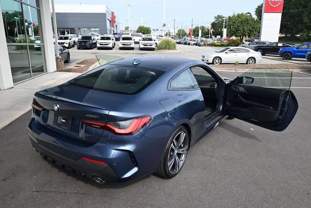 Used 2022 BMW 430i Coupe w/ M Sport Package RWD image 37
