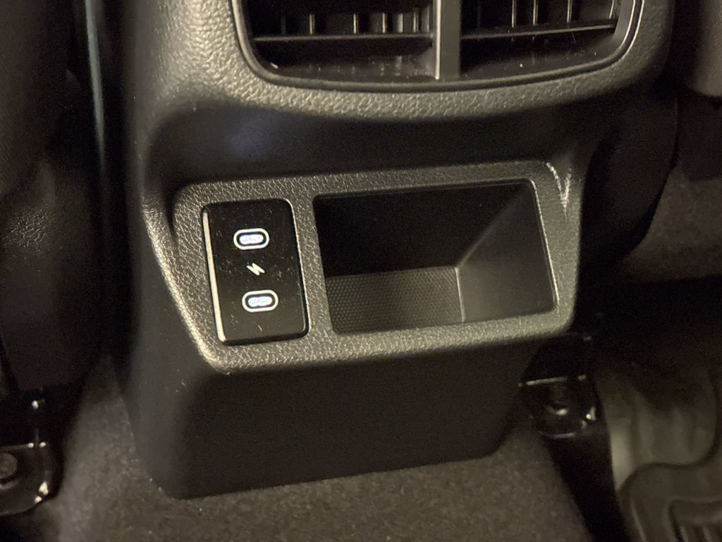 Used 2026 Kia Seltos LX AWD/4WD image 18