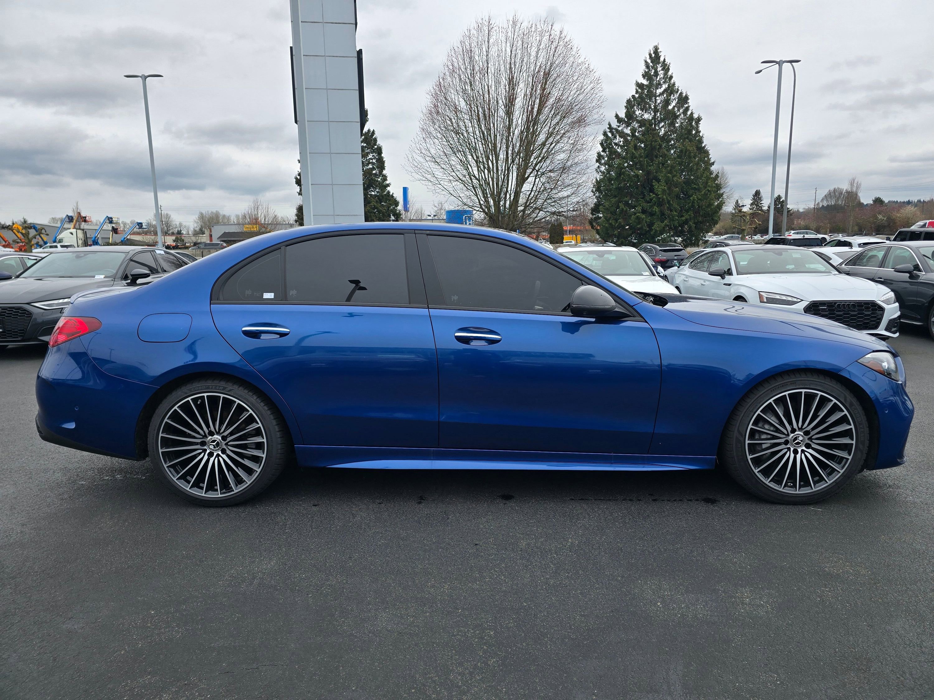 Used 2024 Mercedes-Benz C 300 4MATIC Sedan w/ AMG Line w/ Night Package image 7