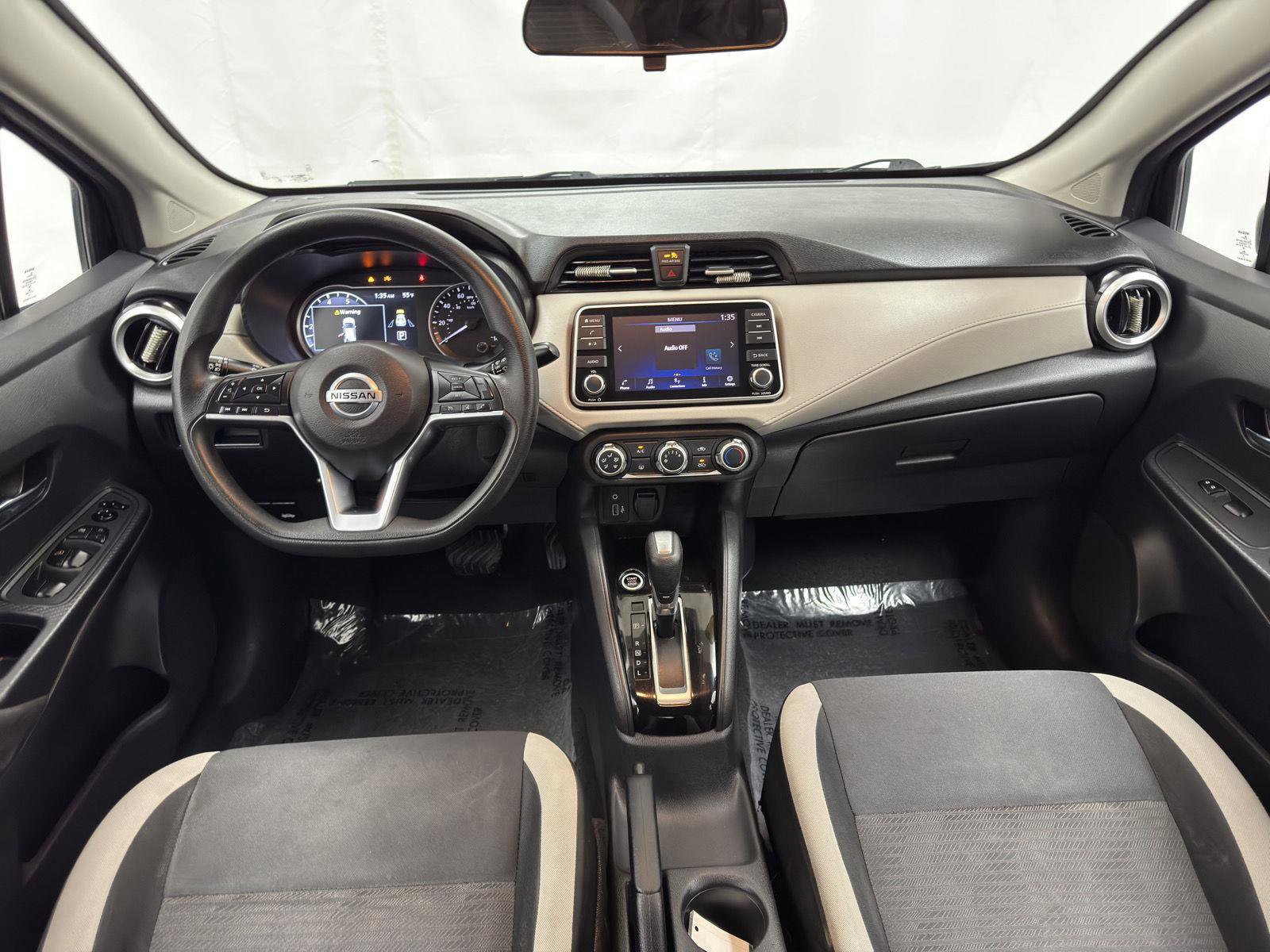 Used 2021 Nissan Versa SV FWD image 25