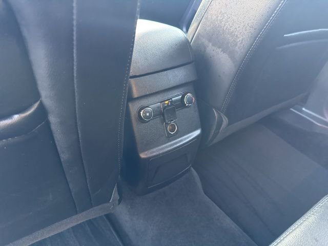 Used 2018 Ford Explorer XLT w/ Equipment Group 202A AWD/4WD image 23