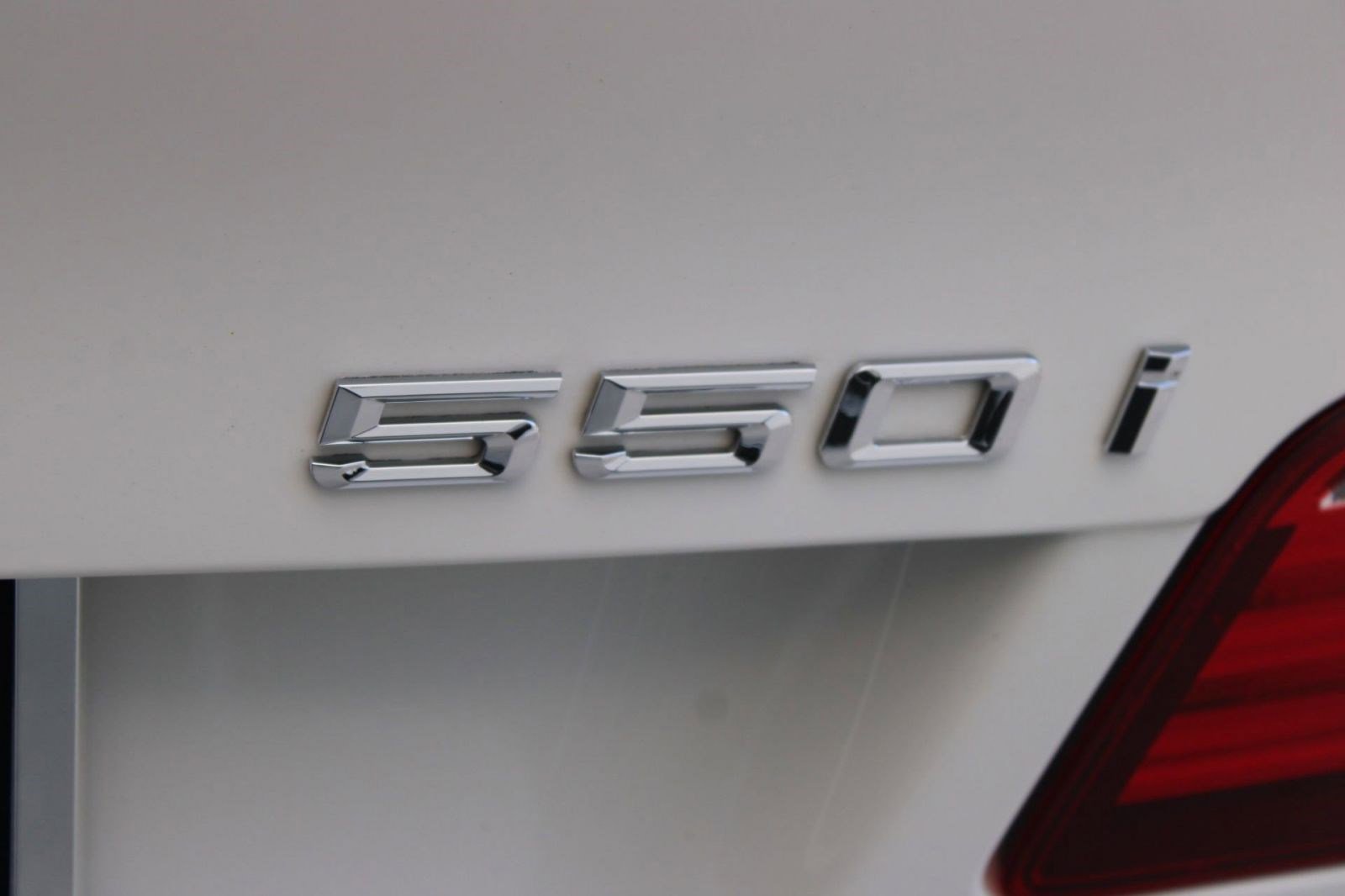 Used 2012 BMW 550i xDrive 550i xDrive image 22