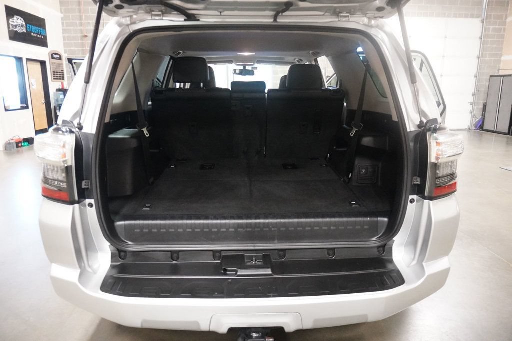 Used 2016 Toyota 4Runner SR5 Premium AWD/4WD image 16