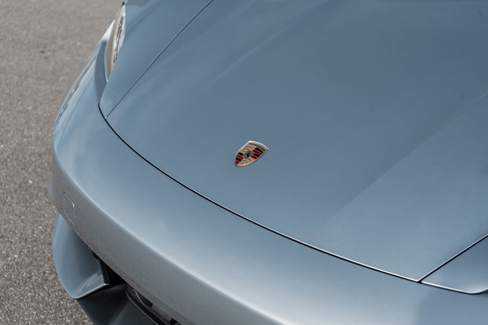 Used 2025 Porsche Taycan image 21