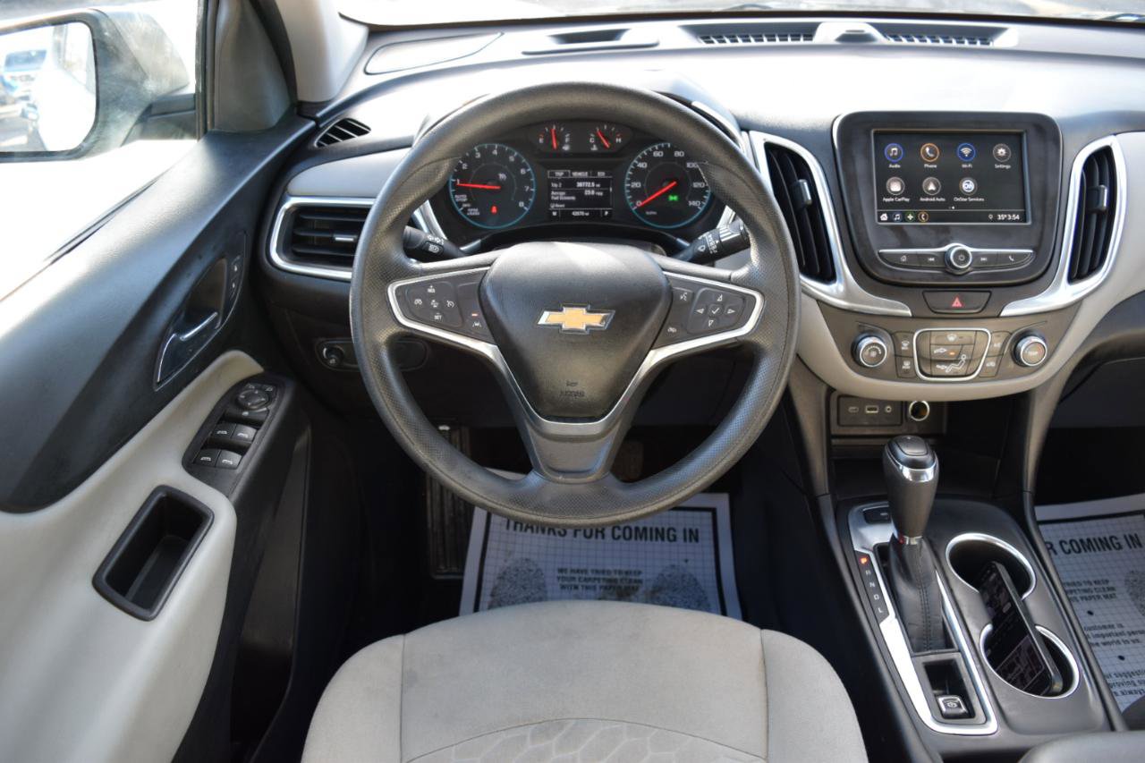 Used 2020 Chevrolet Equinox LS w/ LS Convenience Package image 18