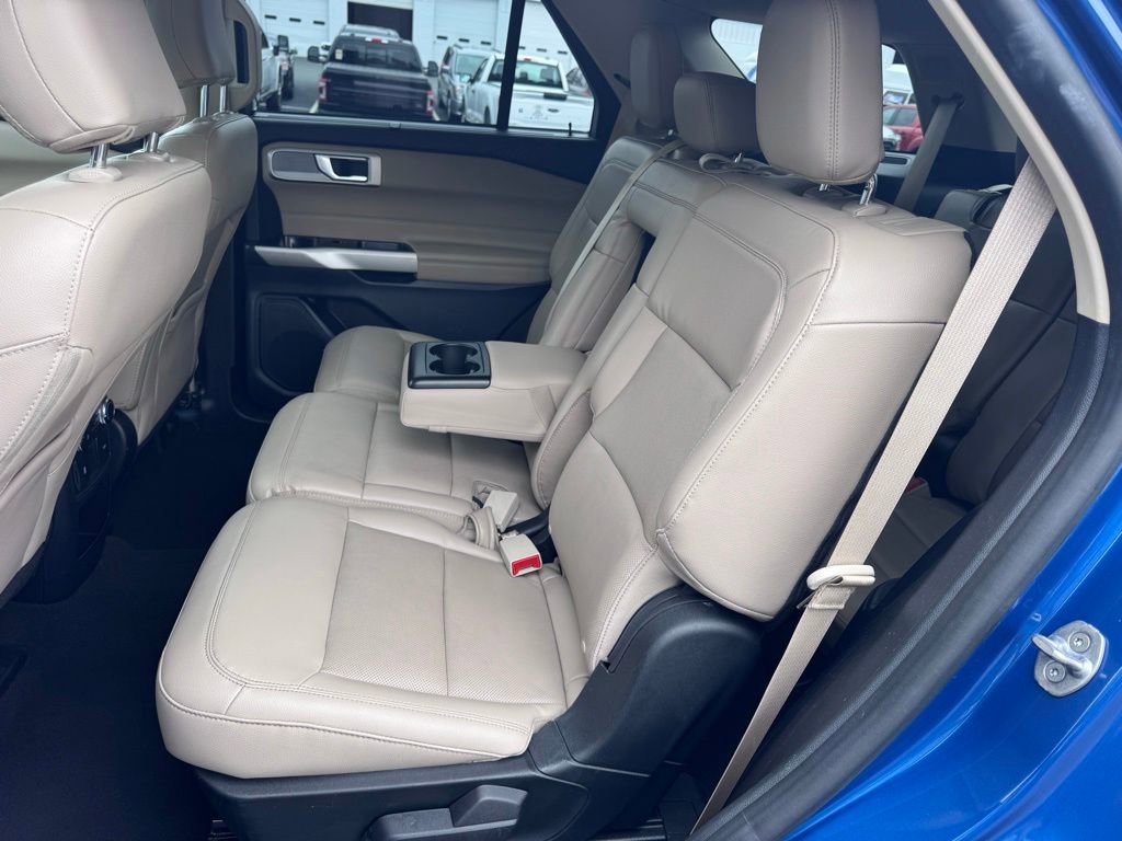 Used 2021 Ford Explorer Limited AWD/4WD image 33