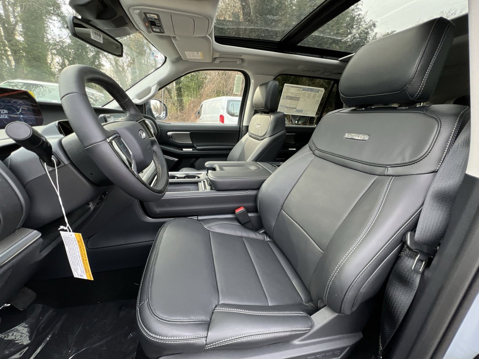 New 2025 Ford Expedition Platinum w/ Driver's Package image 13