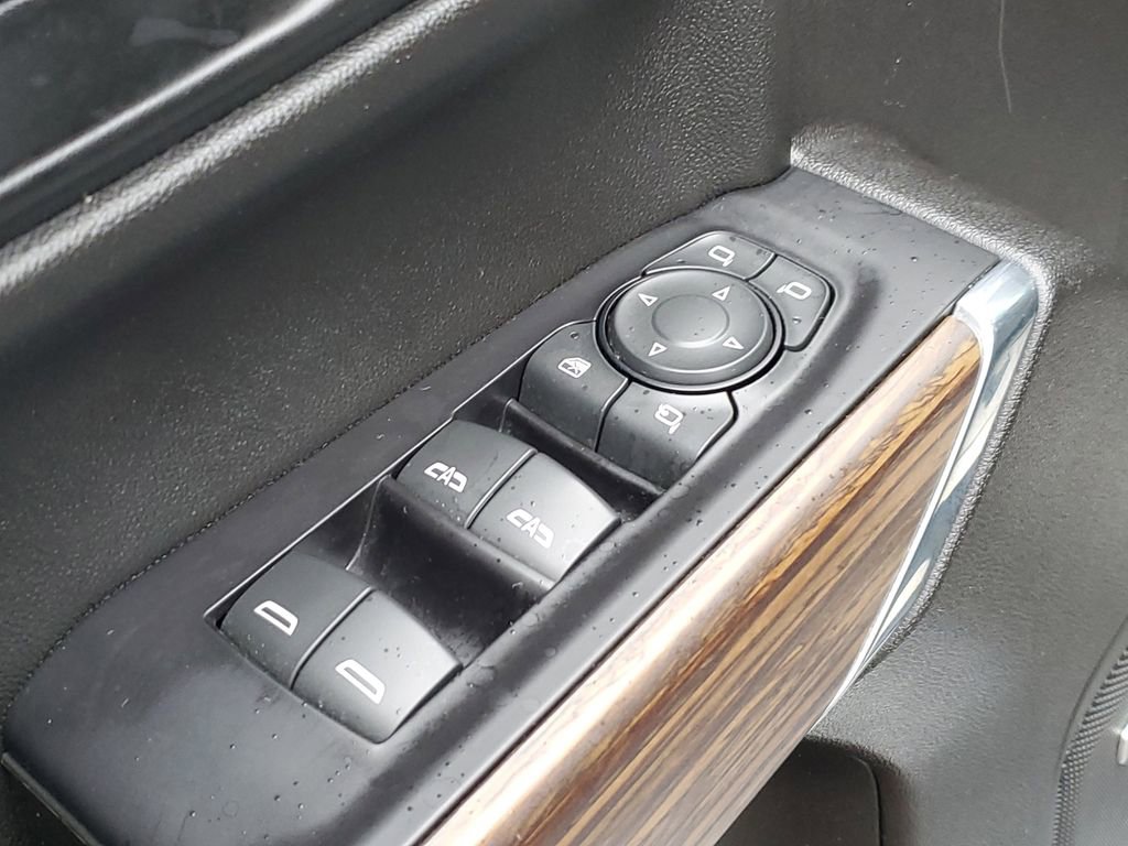 Used 2021 Chevrolet Silverado 1500 High Country image 29