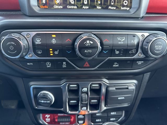 Used 2022 Jeep Wrangler Unlimited Rubicon w/ Cold Weather Group image 25