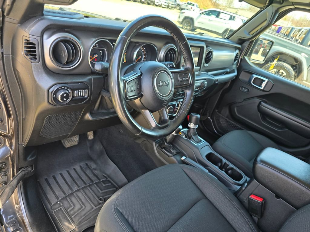 Used 2021 Jeep Gladiator Sport AWD/4WD image 24