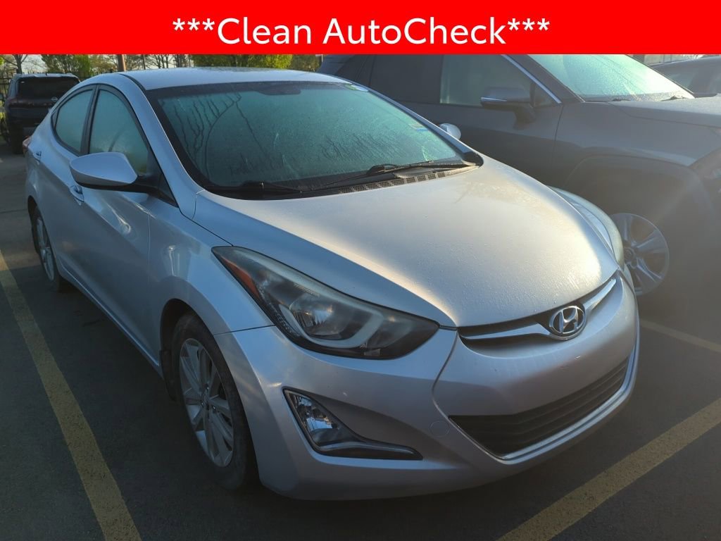 Used 2014 Hyundai Elantra SE w/ Option Group 02 image 3