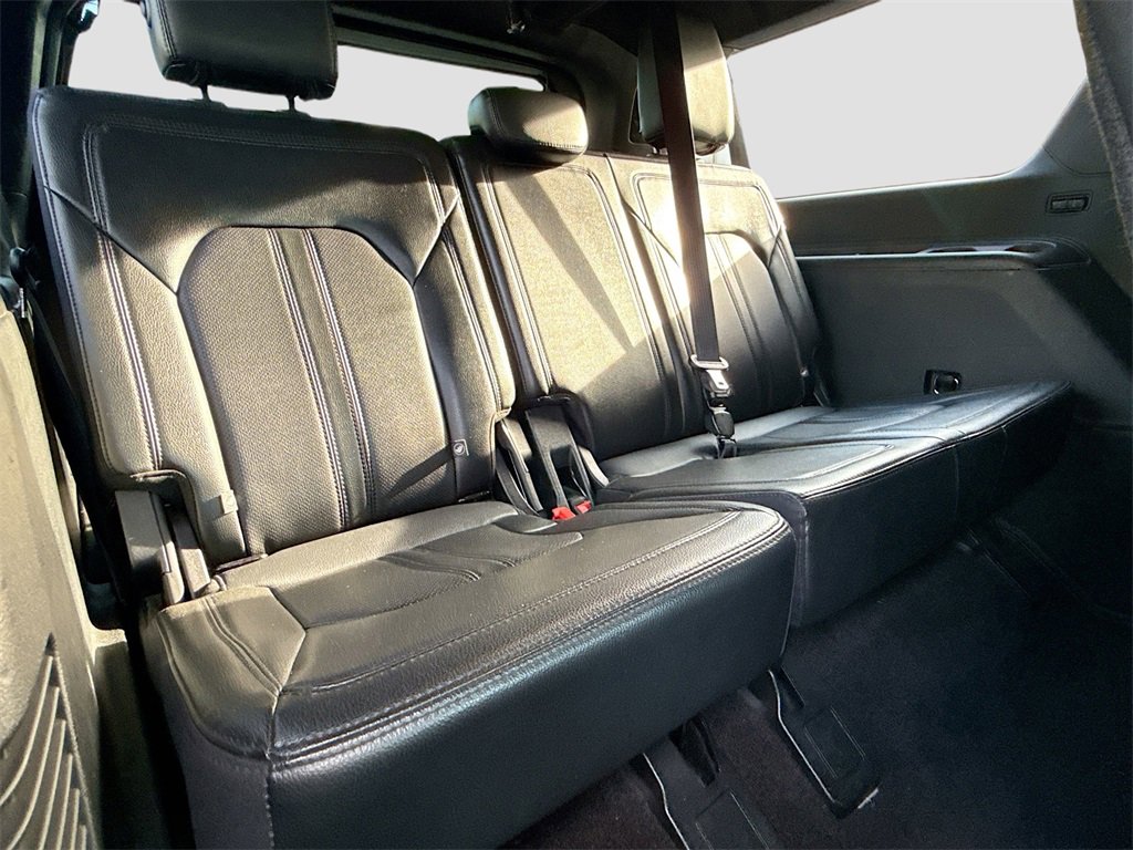 Used 2020 Ford Expedition Max Limited image 31