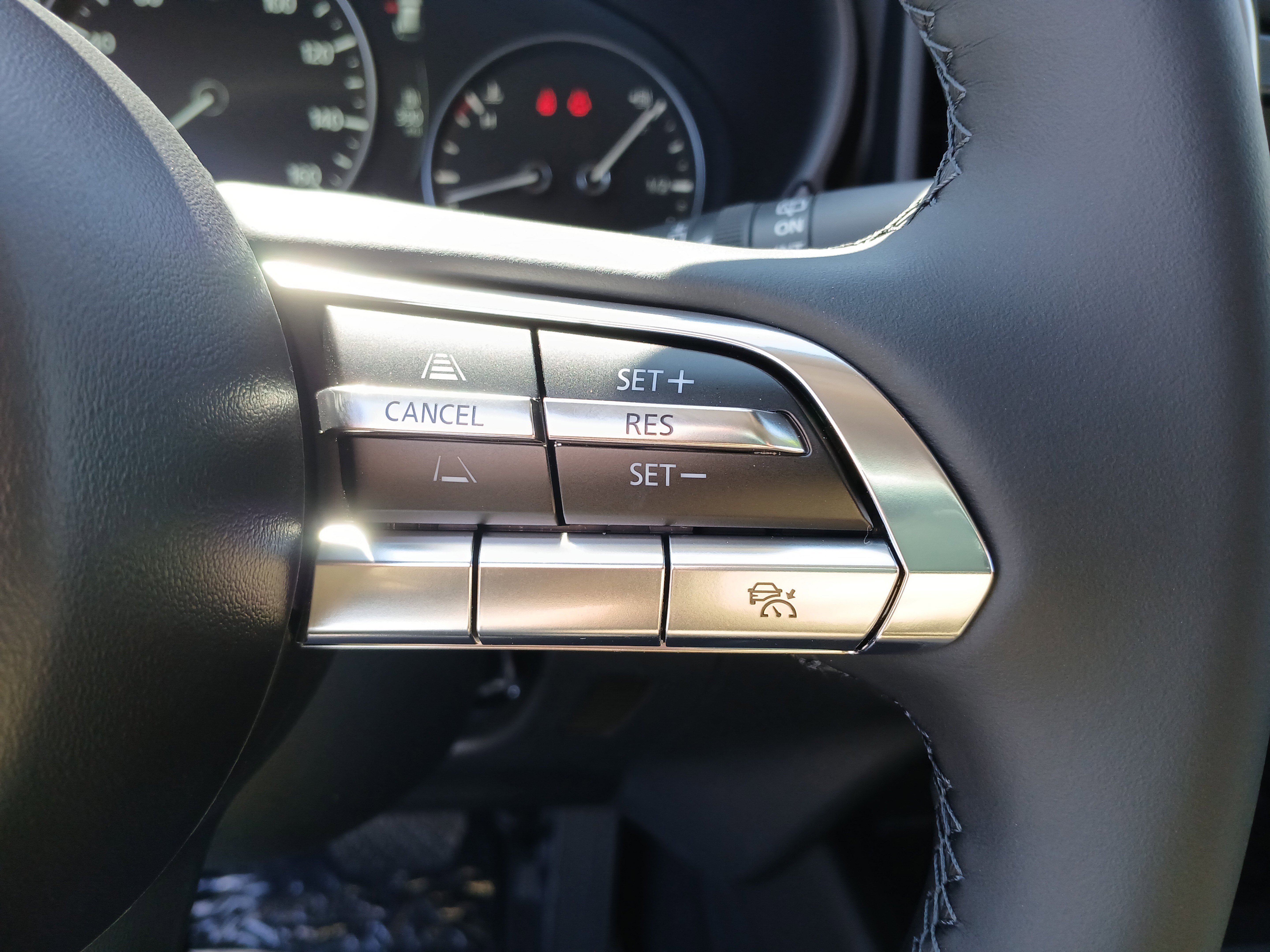 New 2025 MAZDA CX-50 AWD 2.5 Hybrid w/ Cargo Package image 19