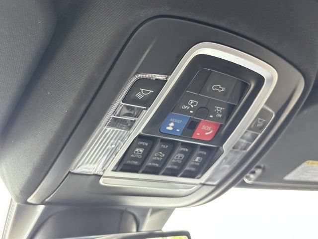 Used 2022 RAM 1500 TRX w/ TRX Level 2 Equipment Group AWD/4WD image 43